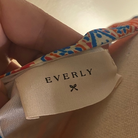 Everly Printed Short Sleeve Shift Dress Size Medium - Picture 7 of 8